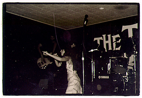 The Peak Show Dog Rescue Benefit Nov. 2, 2001.3